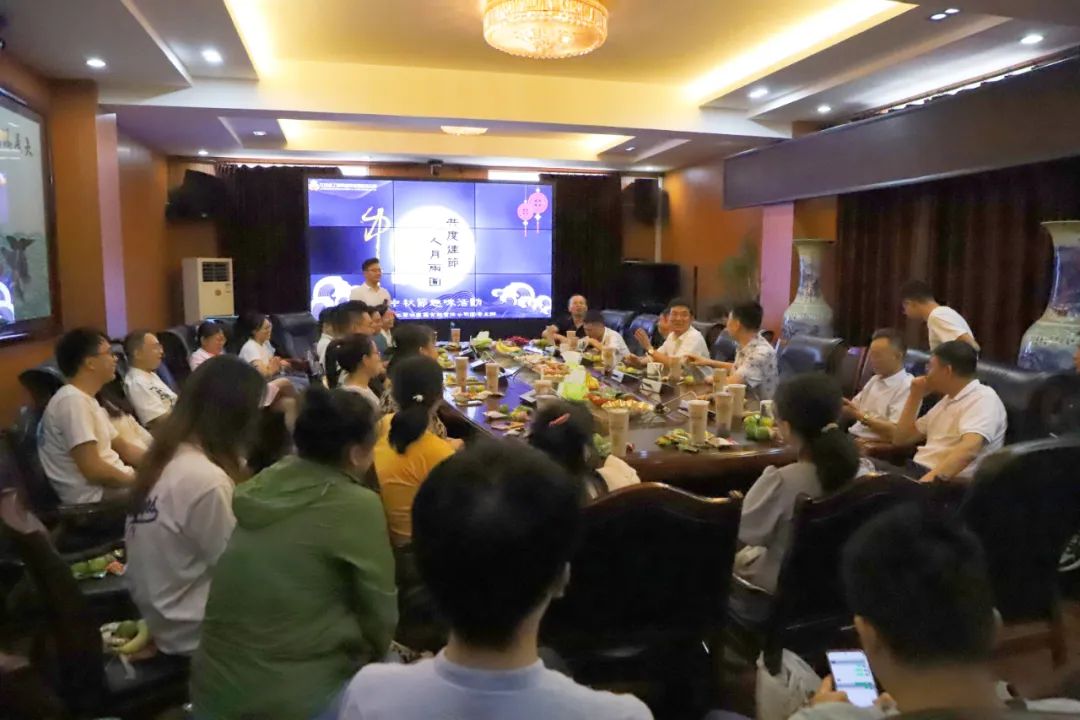 情暖中秋 壹号平台注册链接_壹号平台下载安装官网首页四建开展青年职工庆中秋活动